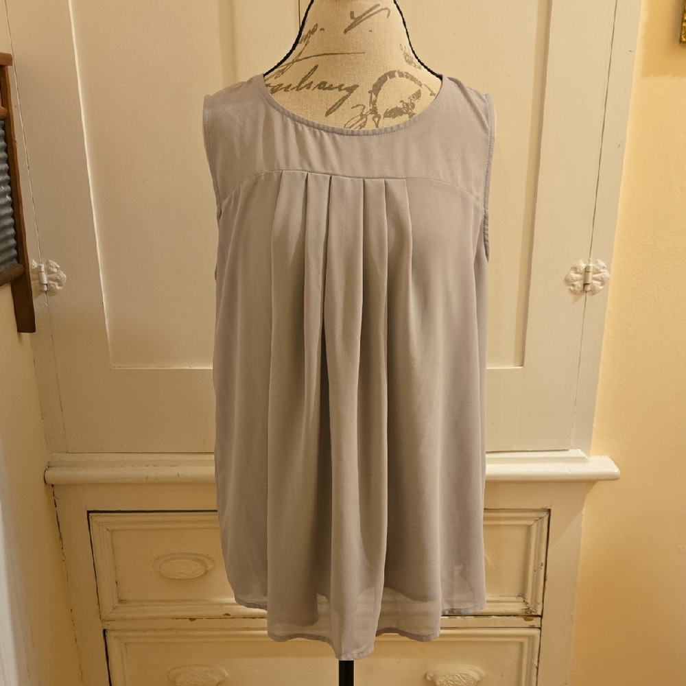 Soteer Sleeveless Gray Women's Top Sz XL